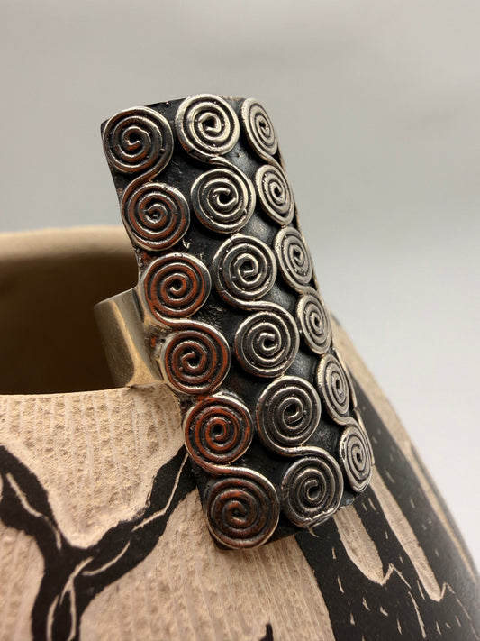 Maderrel Kallestewa “KZ” Zuni Pueblo Sterling Silver Spiral Ring | Size 8