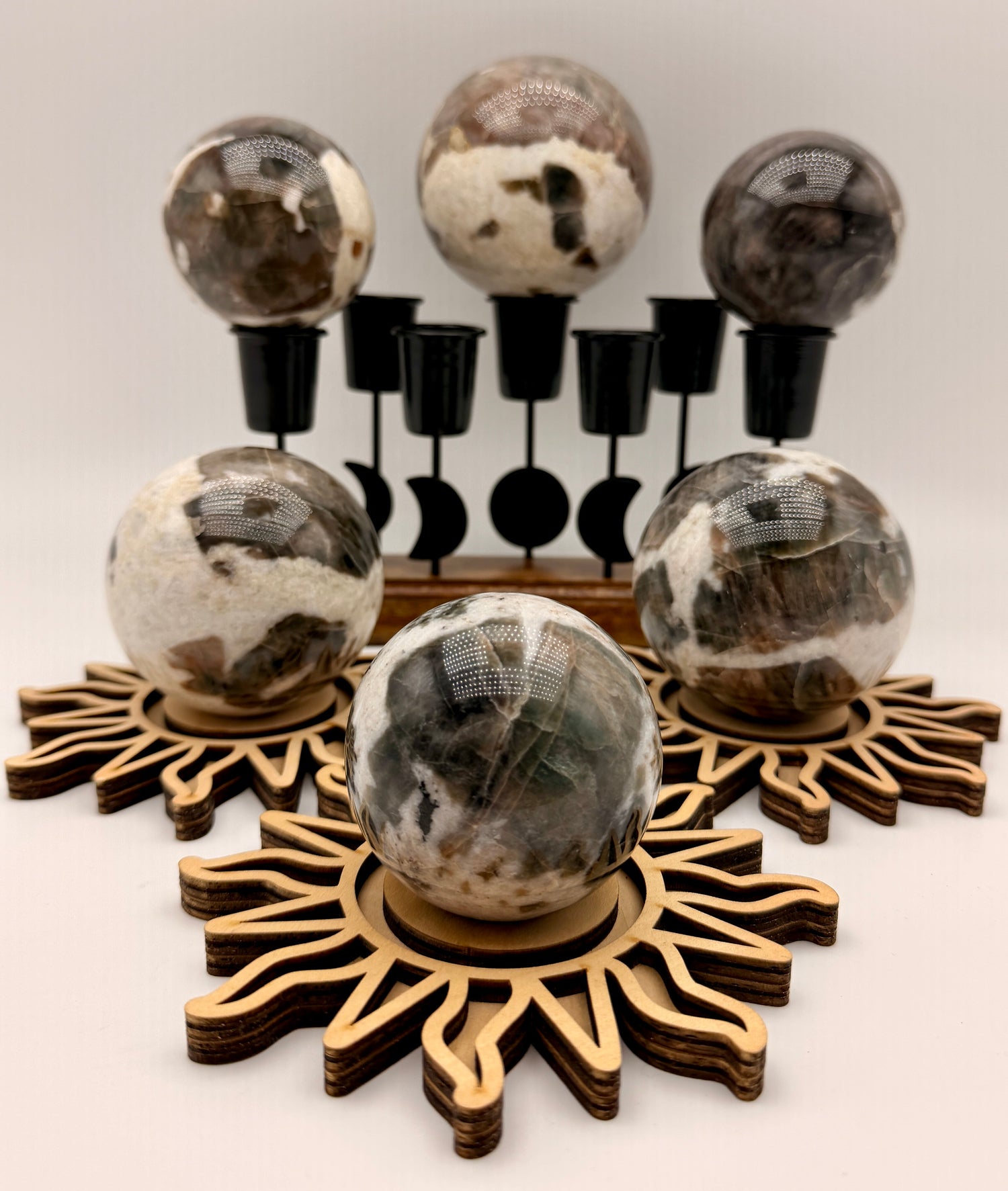 Crystals balls & Orbs