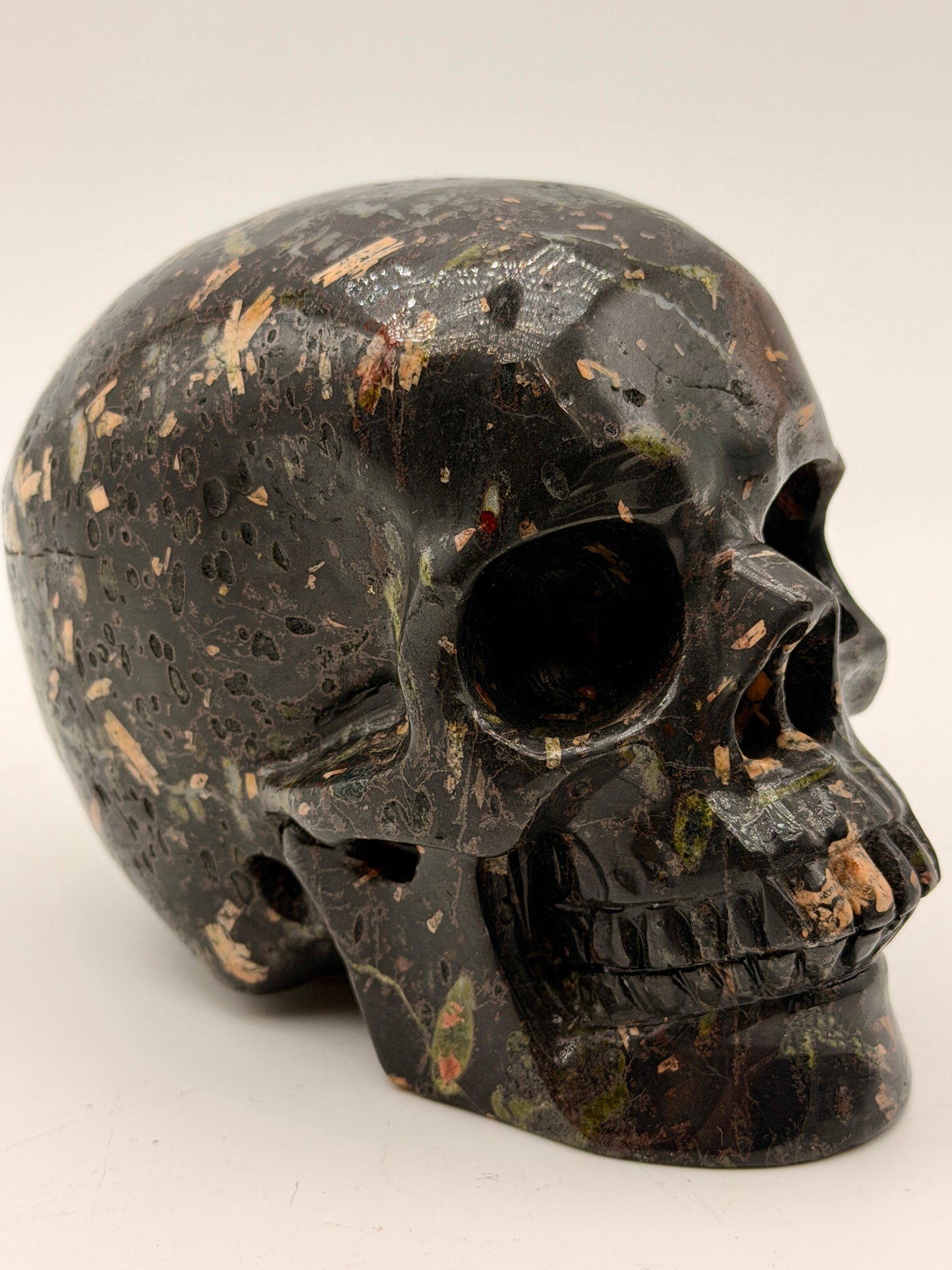 Black Agate Skull