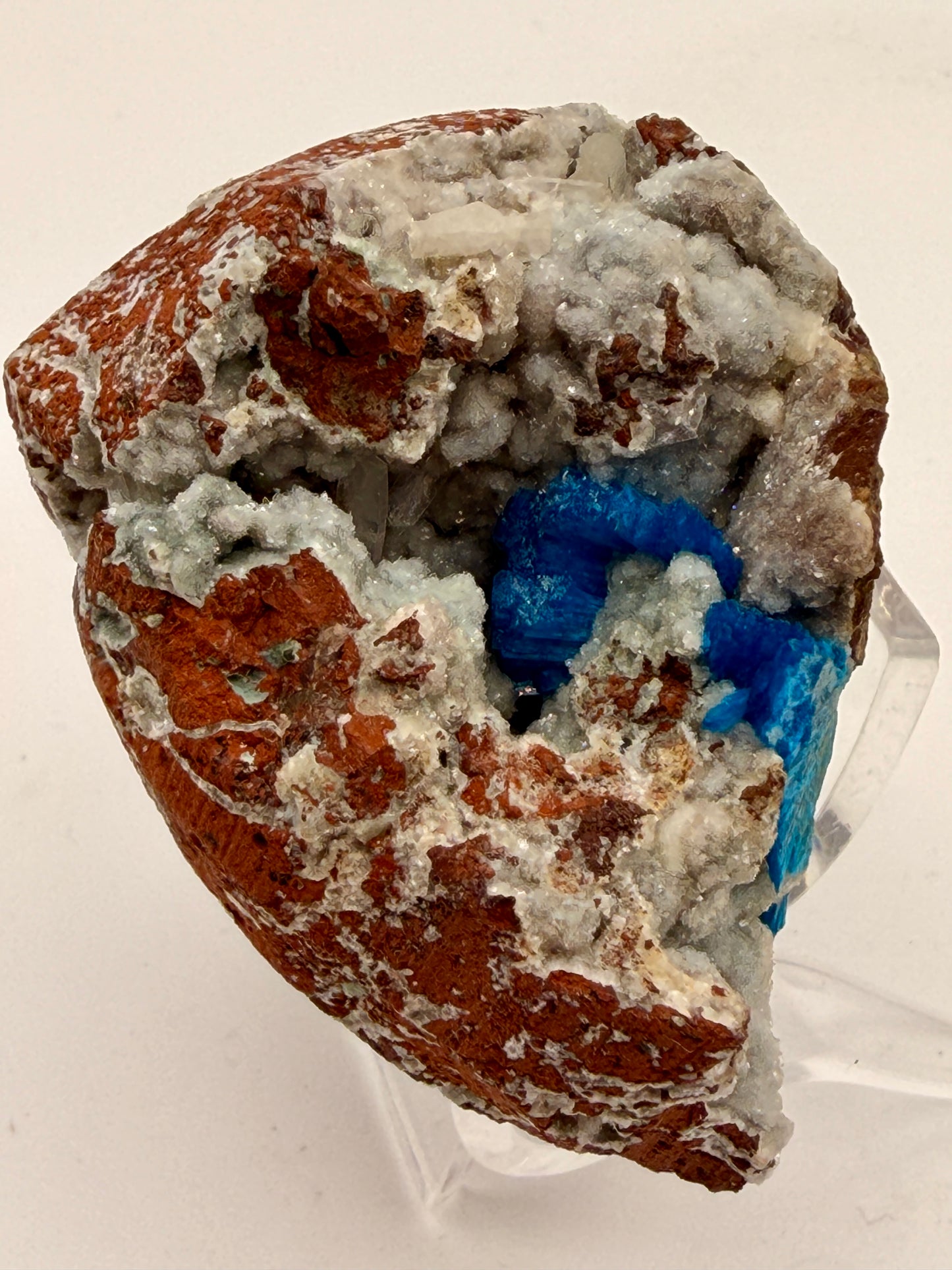 Cavansite