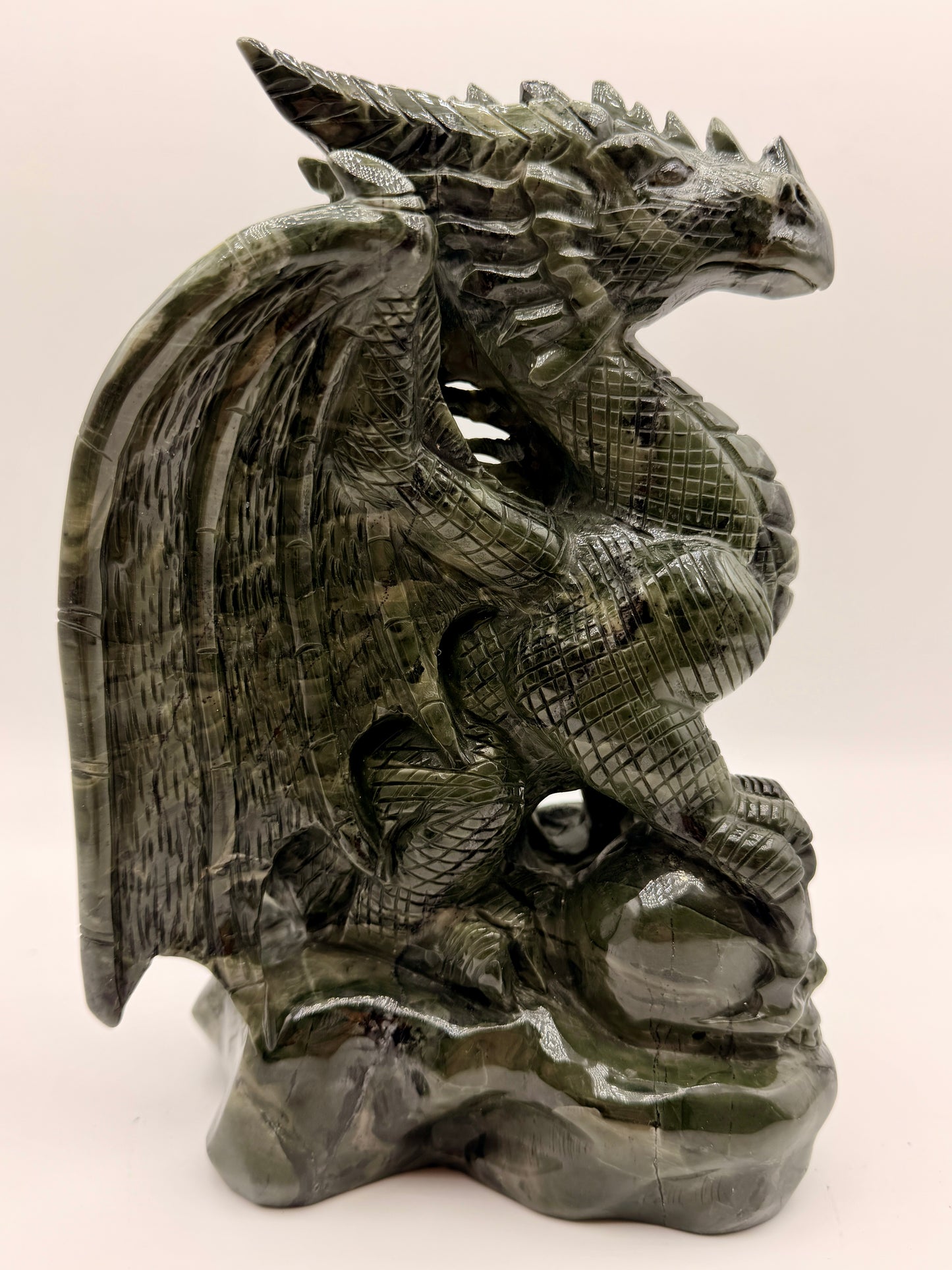 Dragon & Skull Statues