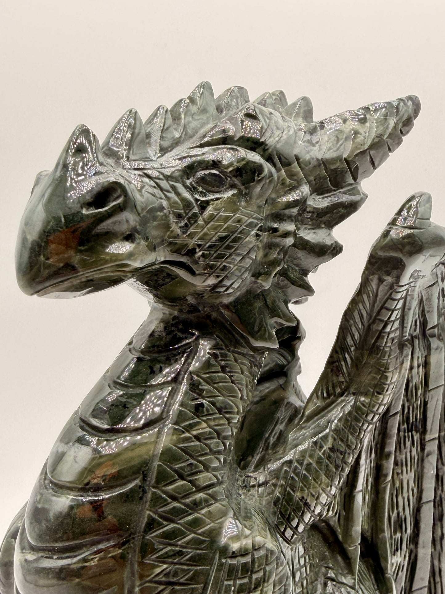 Dragon & Skull Statues