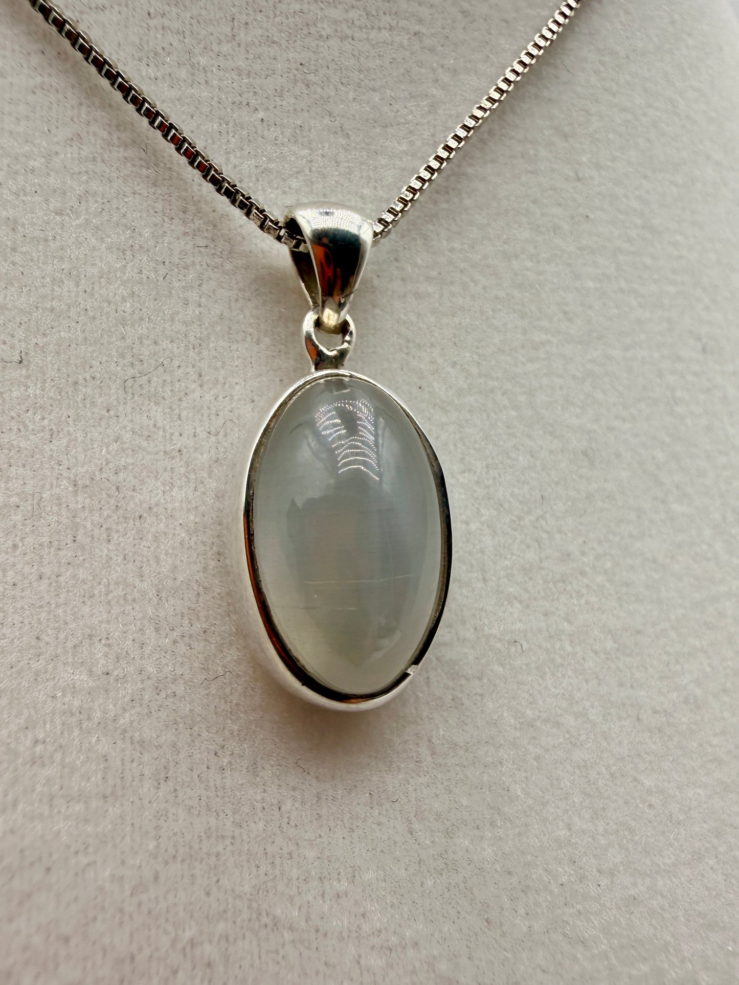 Sililimanite Cat's eye Pendants