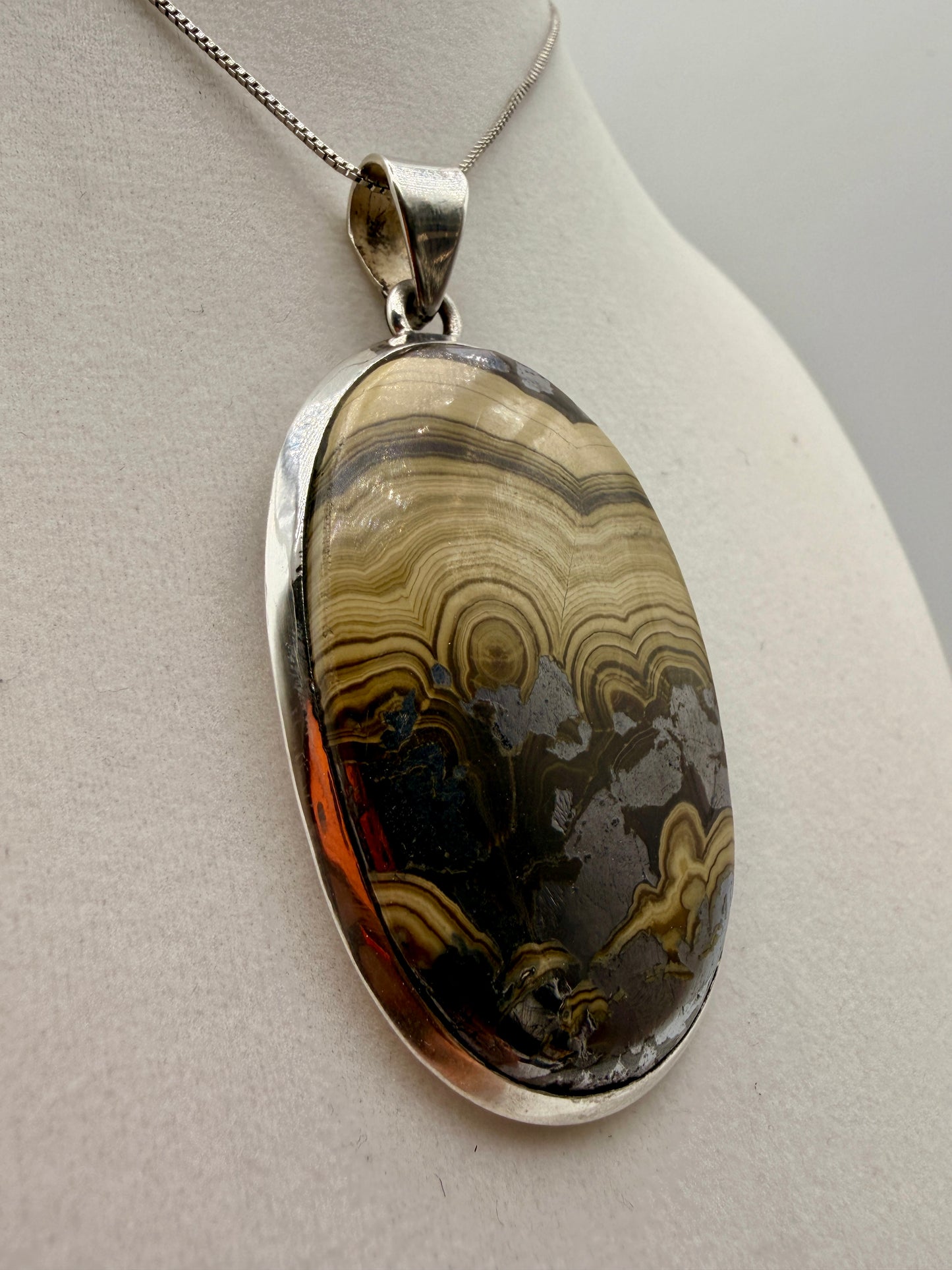 Schalenblende Pendants