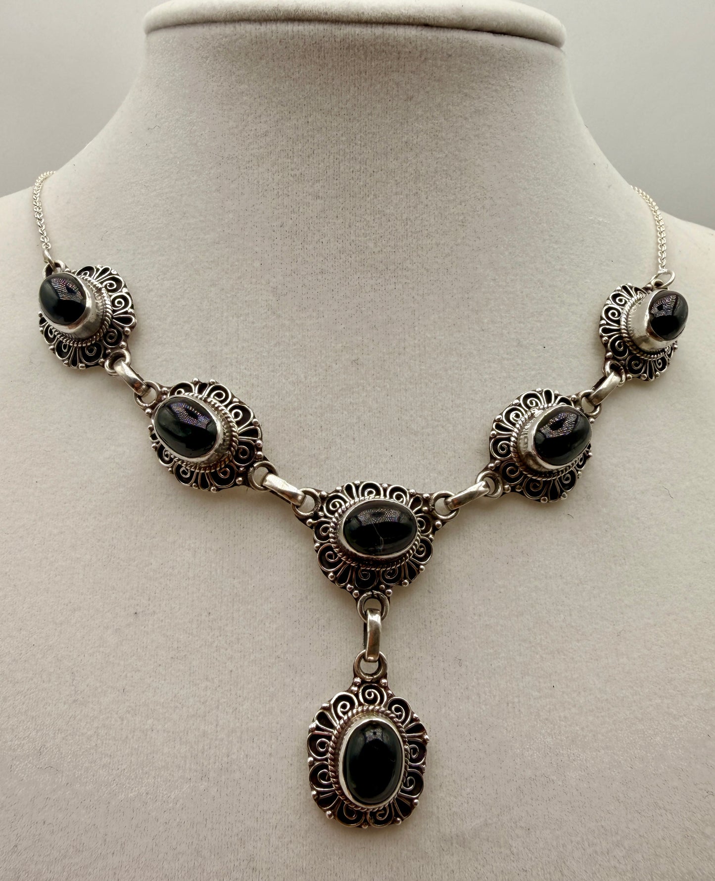 Black Star Sapphire Lariat Necklace