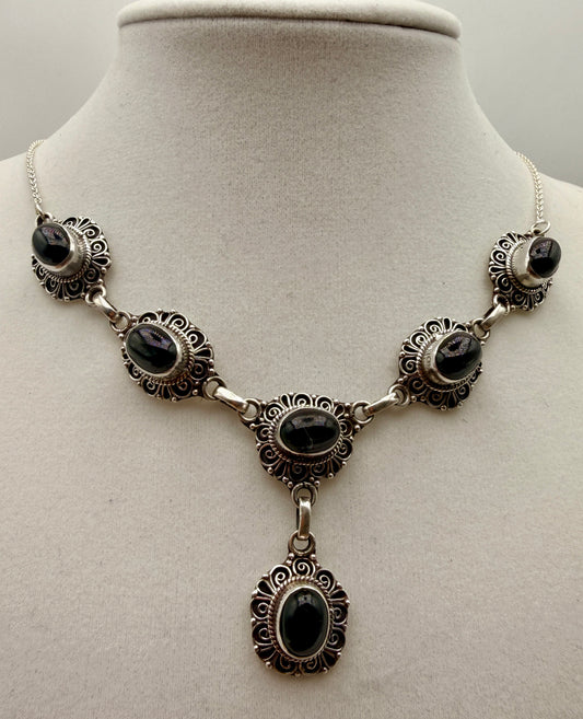 Black Star Sapphire Lariat Necklace