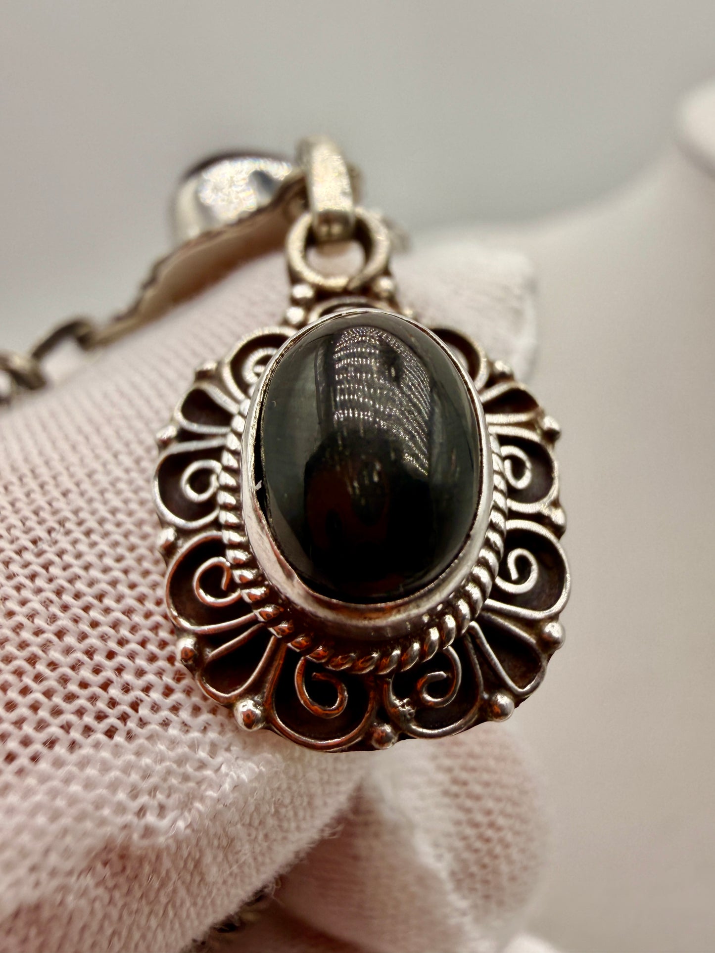 Black Star Sapphire Lariat Necklace