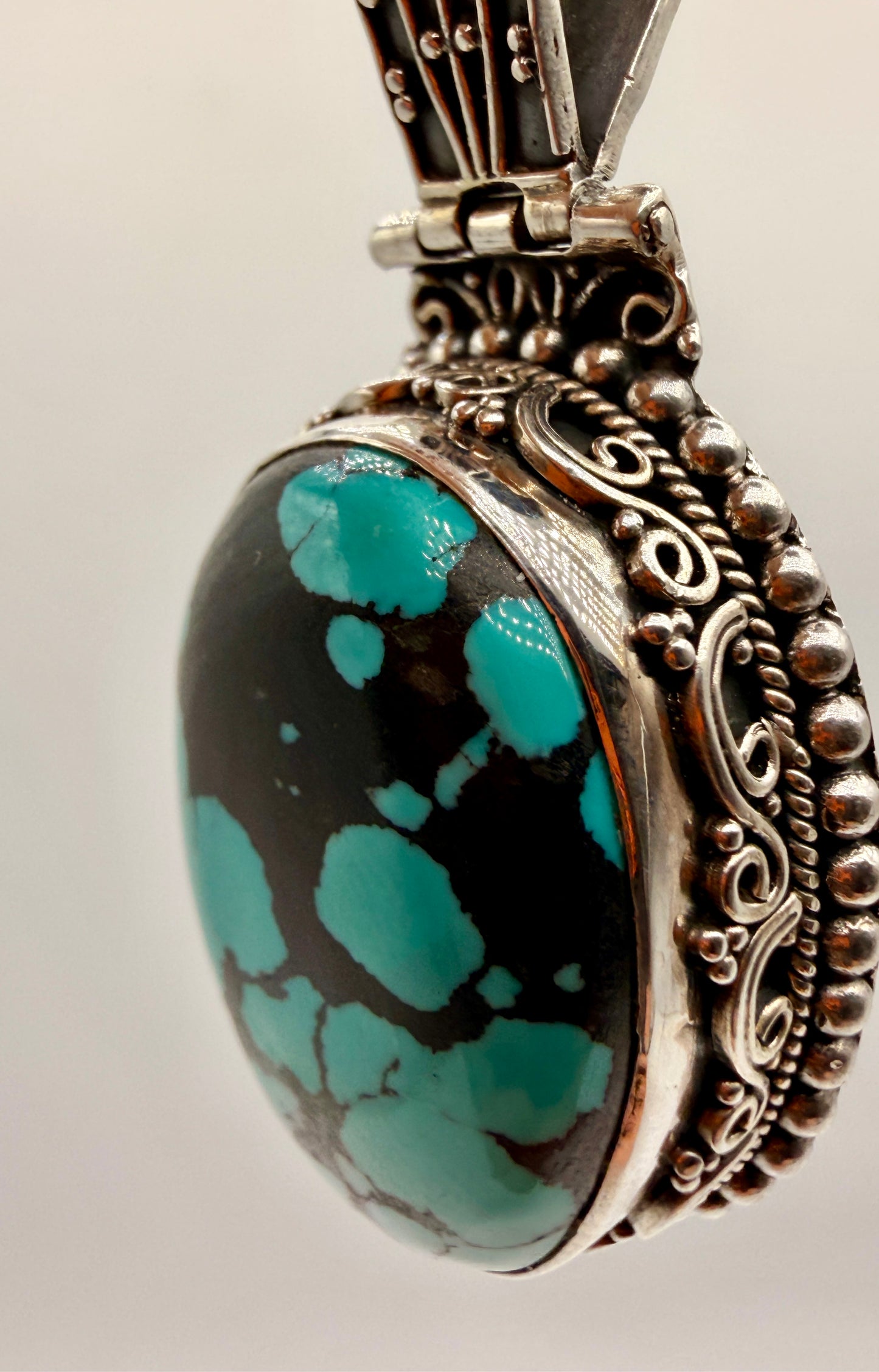 Hubei Turquoise Pendant
