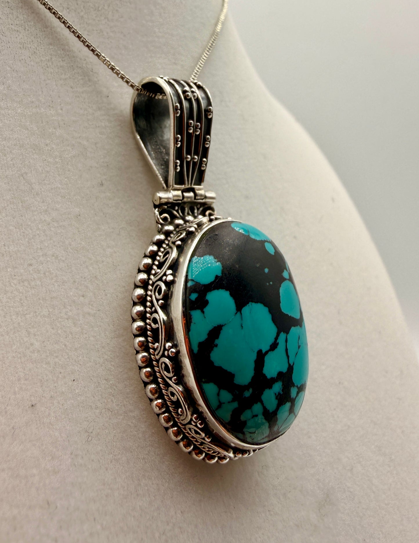 Hubei Turquoise Pendant