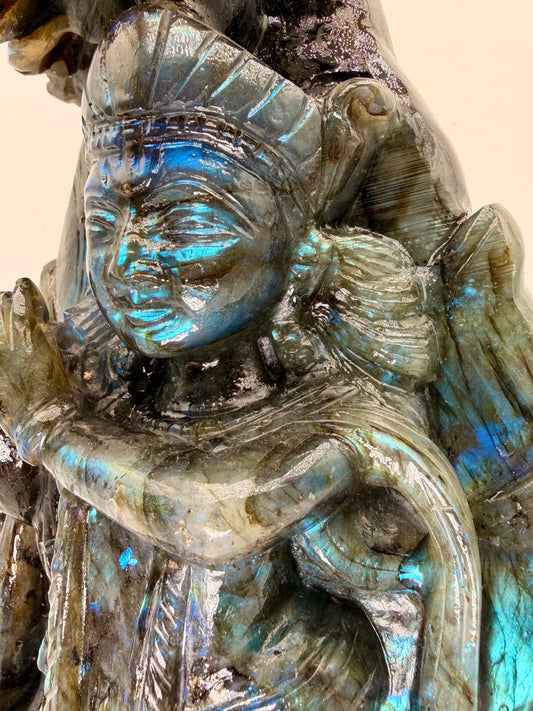 Labradorite Krishna Statue – Flute-Playing Crystal Altar