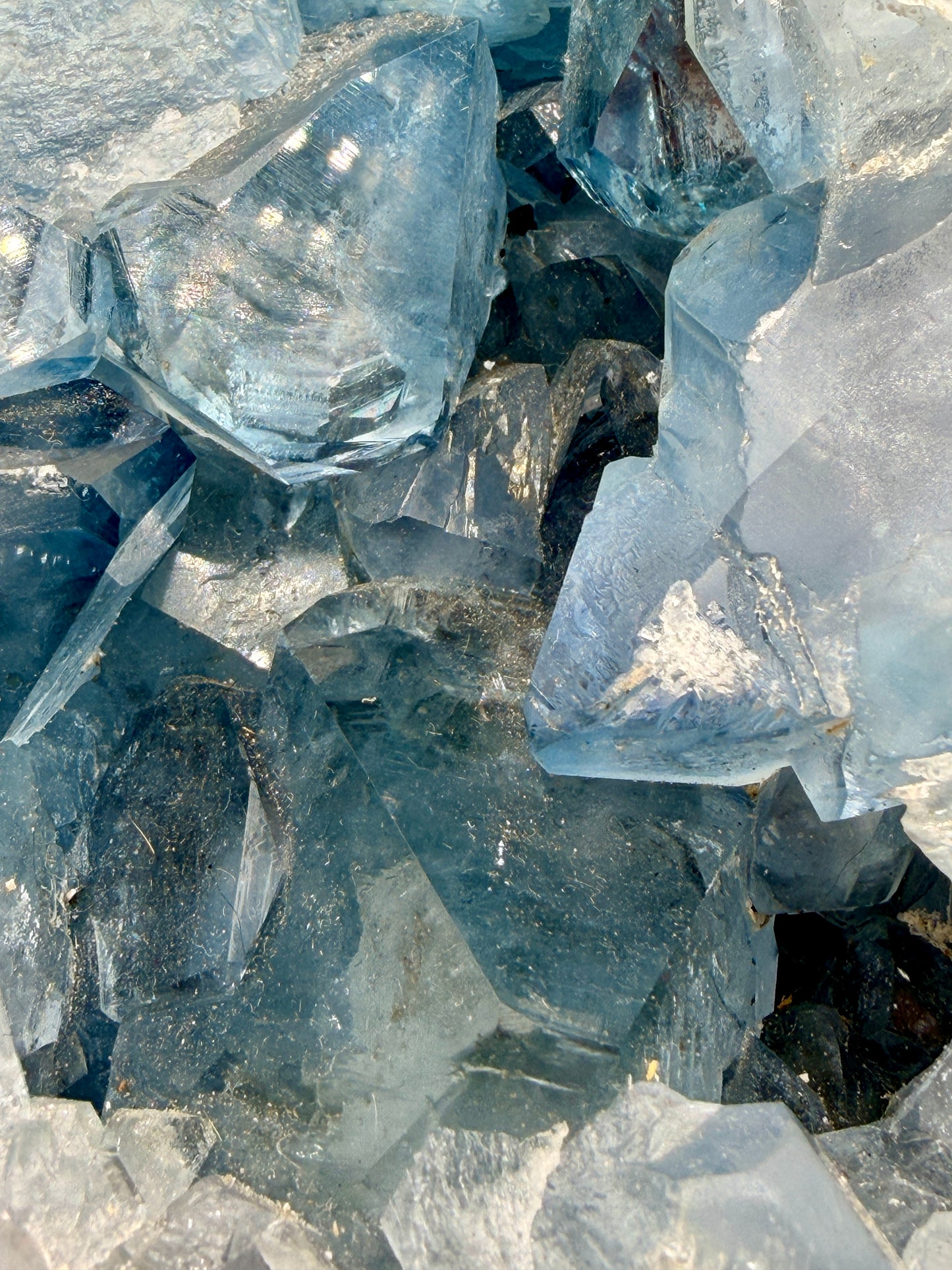 Natural Blue Celestite Crystal | Premium Celestine Geodes, Spheres & Free Forms from Madagascar