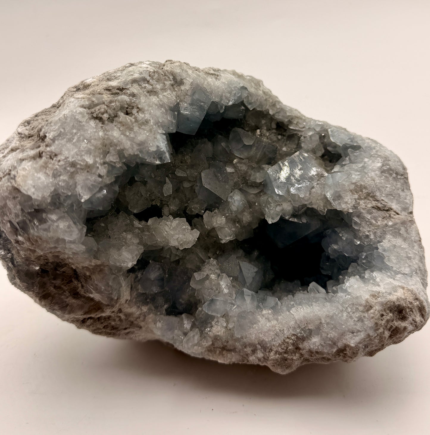 Natural Blue Celestite Crystal | Premium Celestine Geodes, Spheres & Free Forms from Madagascar