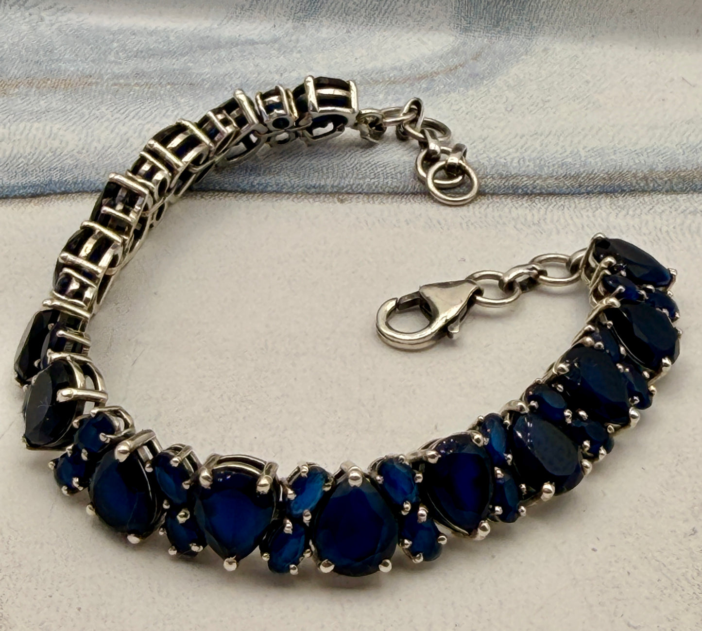93.5ct Blue Sapphire & Sterling Silver Statement Bracelet – Adjustable 7–8"