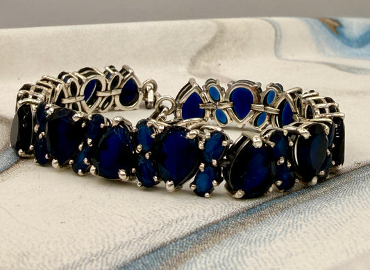 93.5 carat blue sapphire and sterling silver statement bracelet adjustable 7 to 8 inches