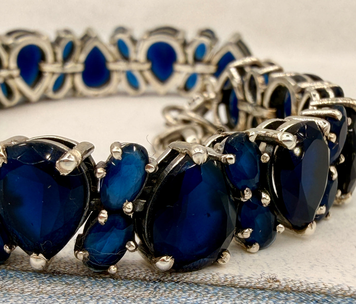 93.5ct Blue Sapphire & Sterling Silver Statement Bracelet – Adjustable 7–8"