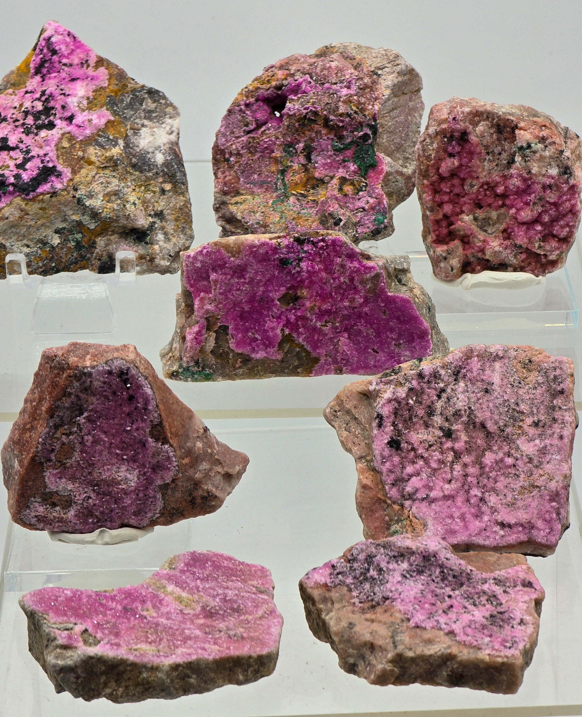 Cobalt Pink calcite w Malachite on the matrix
