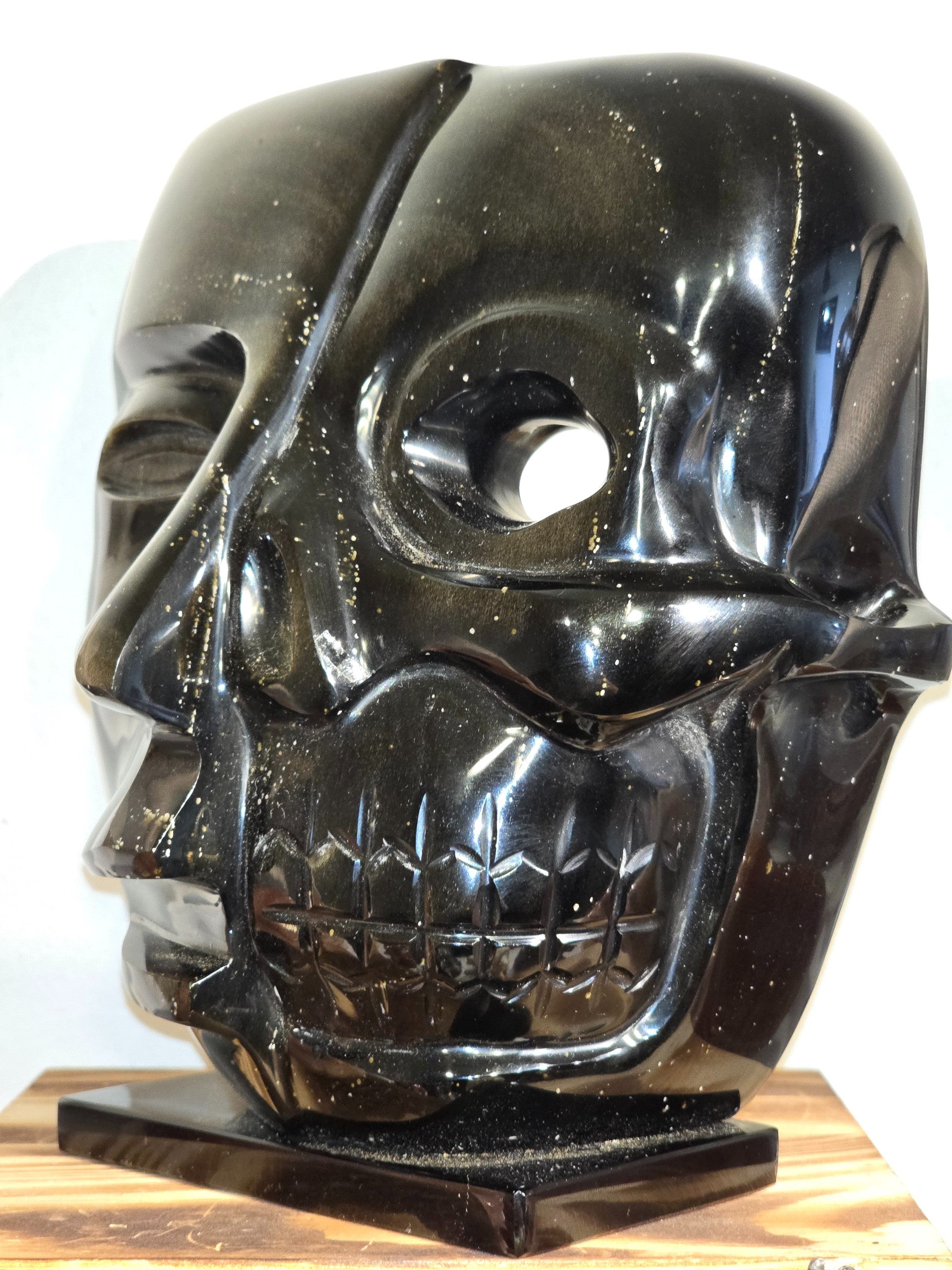 Golden Sheen Obsidian Mask
