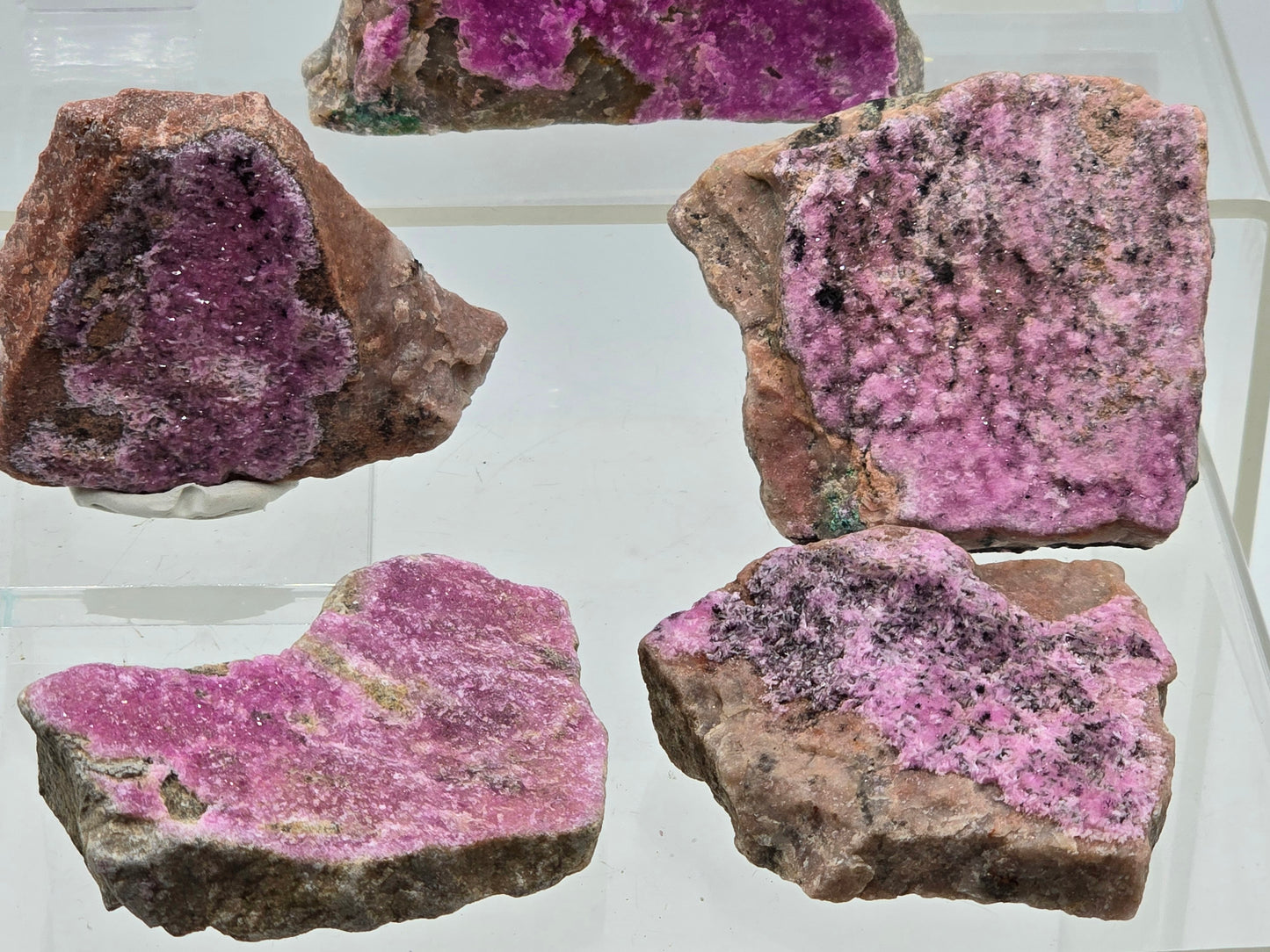 Cobalt Pink calcite w Malachite on the matrix