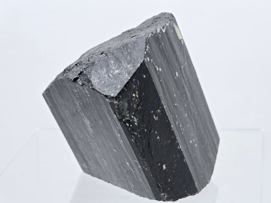 Black tourmaline Povandarite