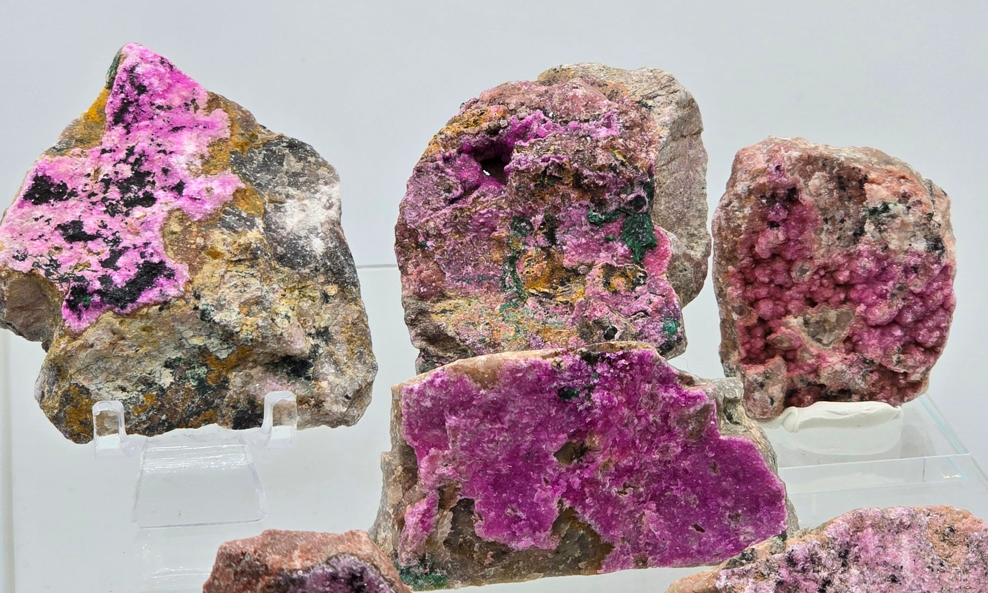 Cobalt Pink calcite w Malachite on the matrix