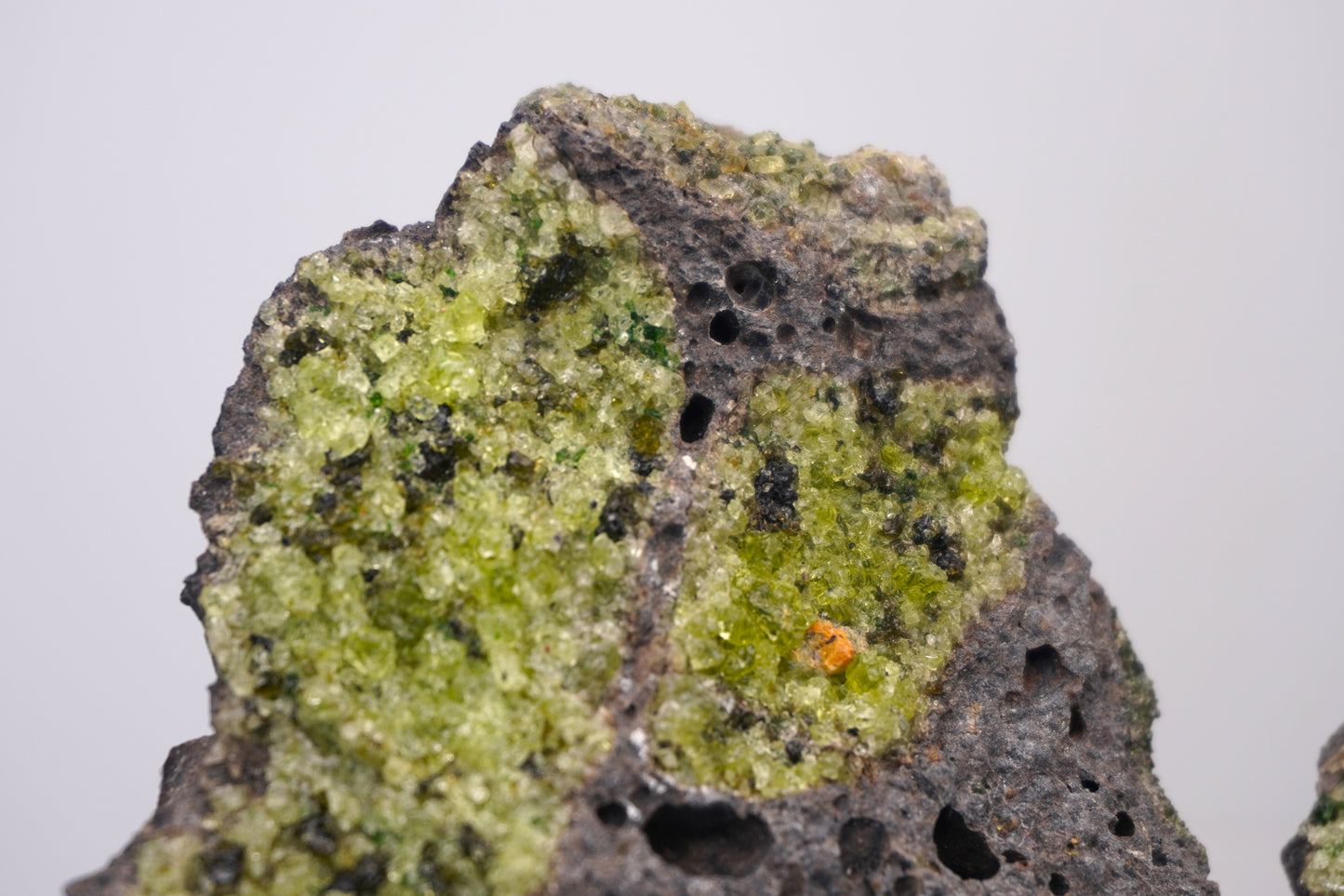 Peridot in the matrix formations