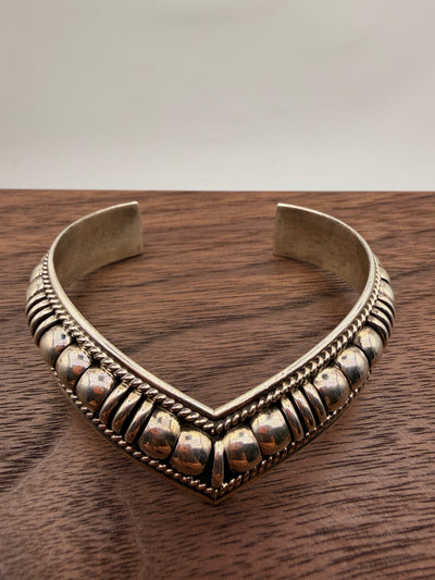 Southwestern Jewelry & Native American Artist Pieces